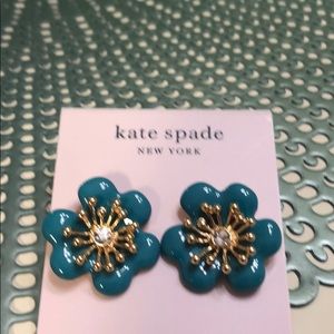 Kate spade New York earrings blue flower